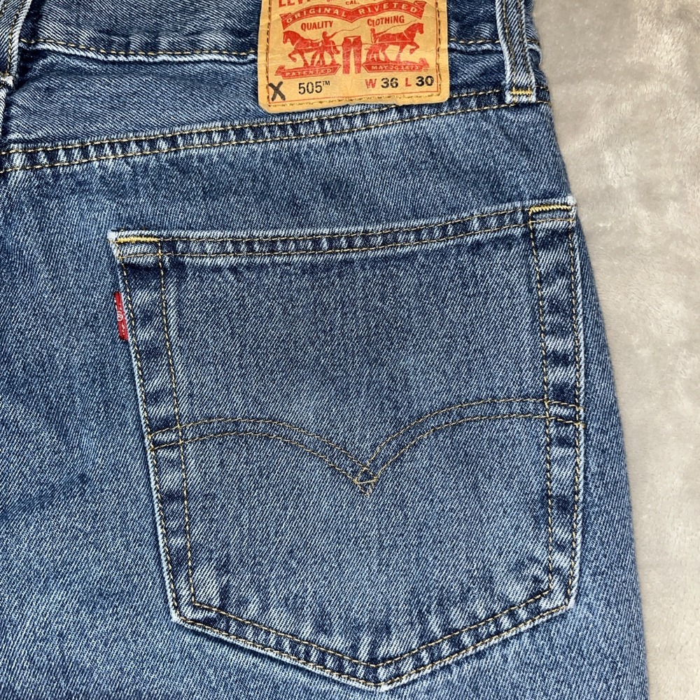 Levis Jeans Men's 36x30 Blue Denim 505 Red Tab Straight Leg Light Cowboy Rancher